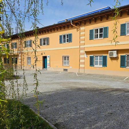 White Flat By Grazrentals With Cool Location & Free Parking Екстериор снимка