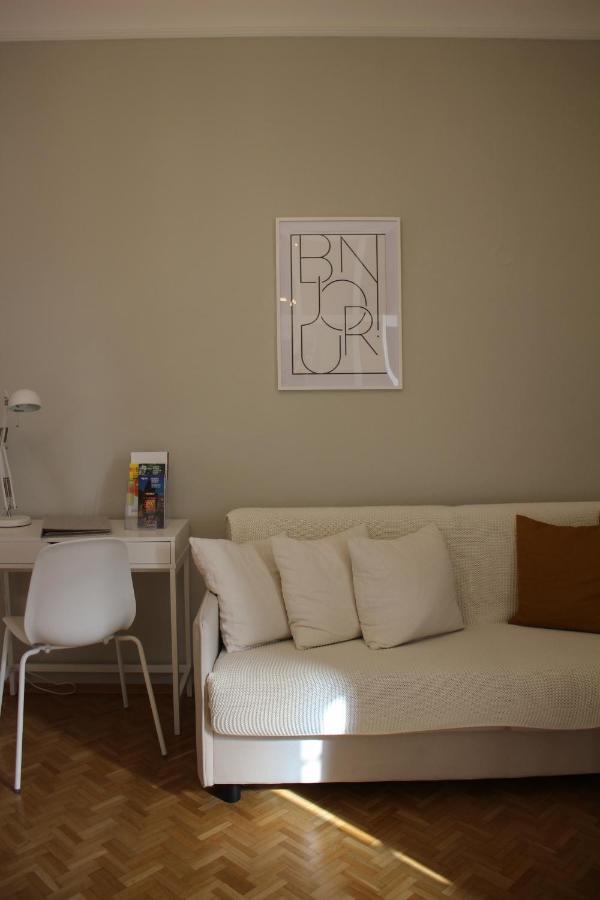 White Flat By Grazrentals With Cool Location & Free Parking Екстериор снимка